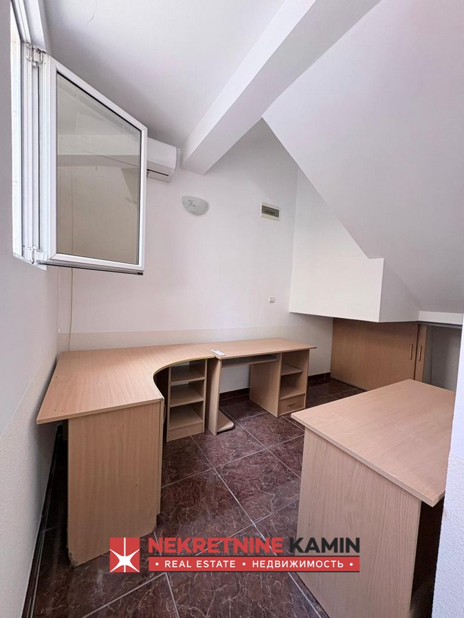 Poslovni prostor u blizini Restorana Zlatibor, Budva